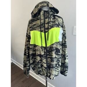 Range Kiss Camo Windbreaker with good size 1x